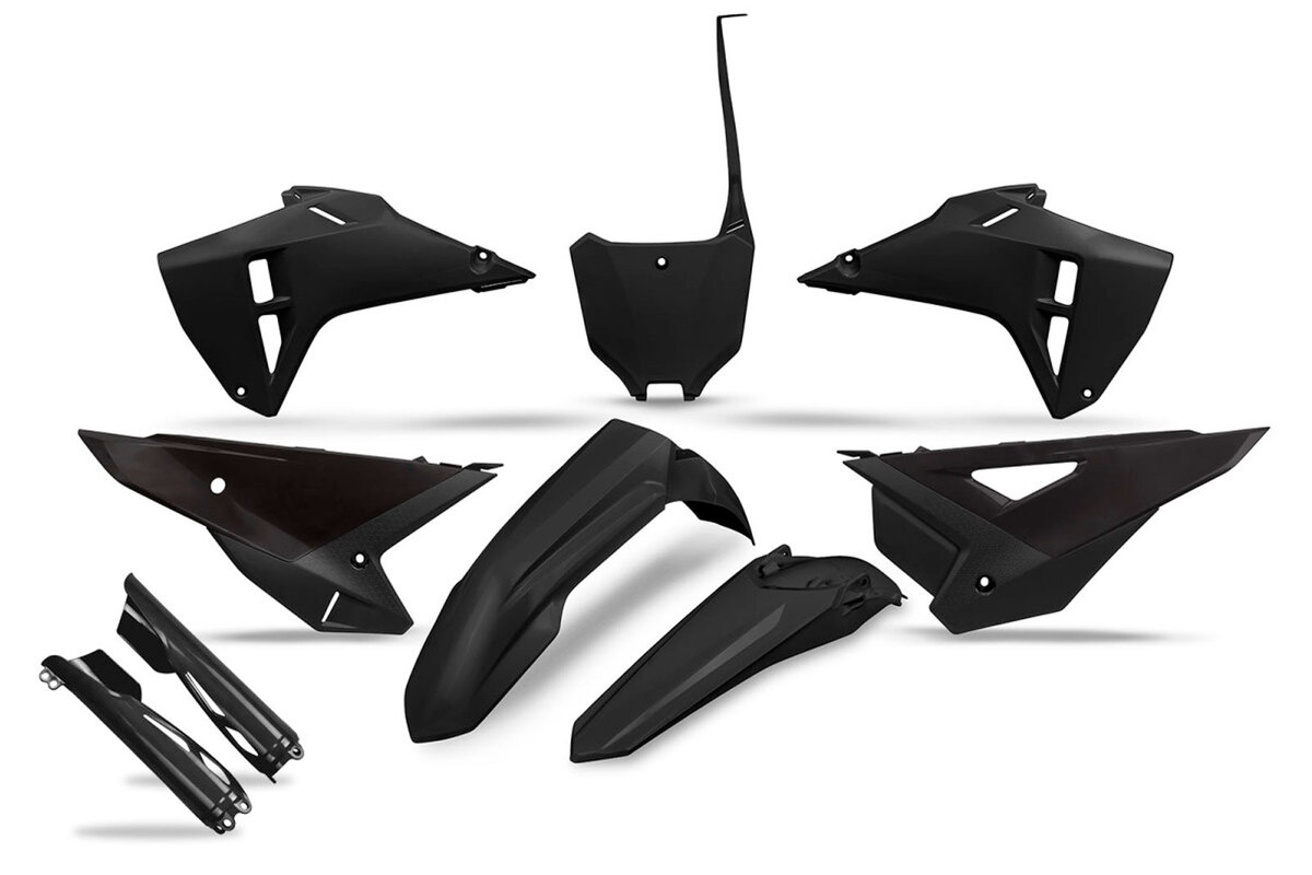 ufo-black-with-forks-plastic-