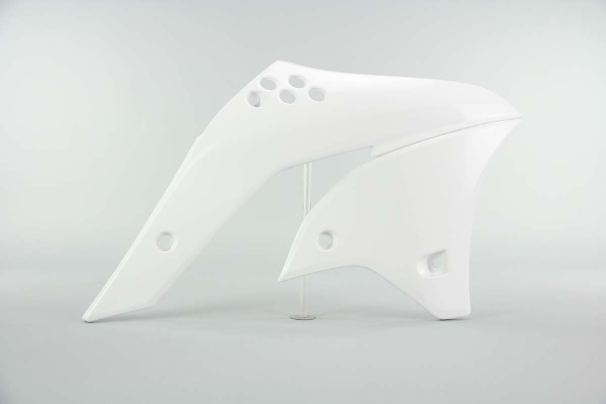 right-side-ufo-black-white-