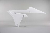 Left Side Polisport White Radiator Shroud Set replacement plastics for 14-19 Yamaha YZ250F, YZ250FX, YZ450F dirt bikes.