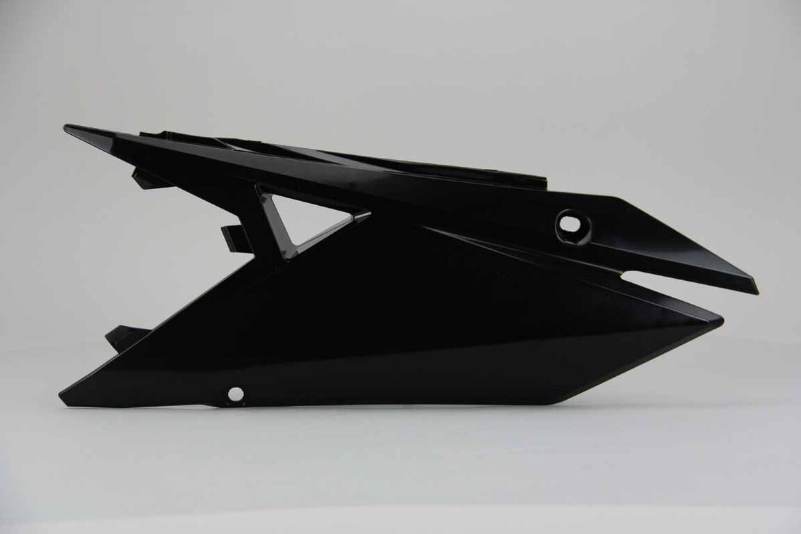 Left Side Polisport Black Side Number Plates replacement plastics for 18-26 Suzuki RMZ250, RMZ450 dirt bikes.