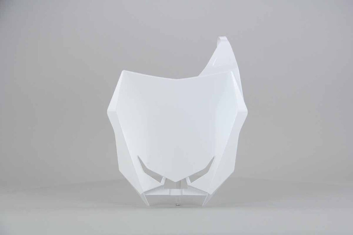 UFO White Front Number Plate replacement plastics for 18-26 Suzuki RMZ250, RMZ450 dirt bikes 360 view