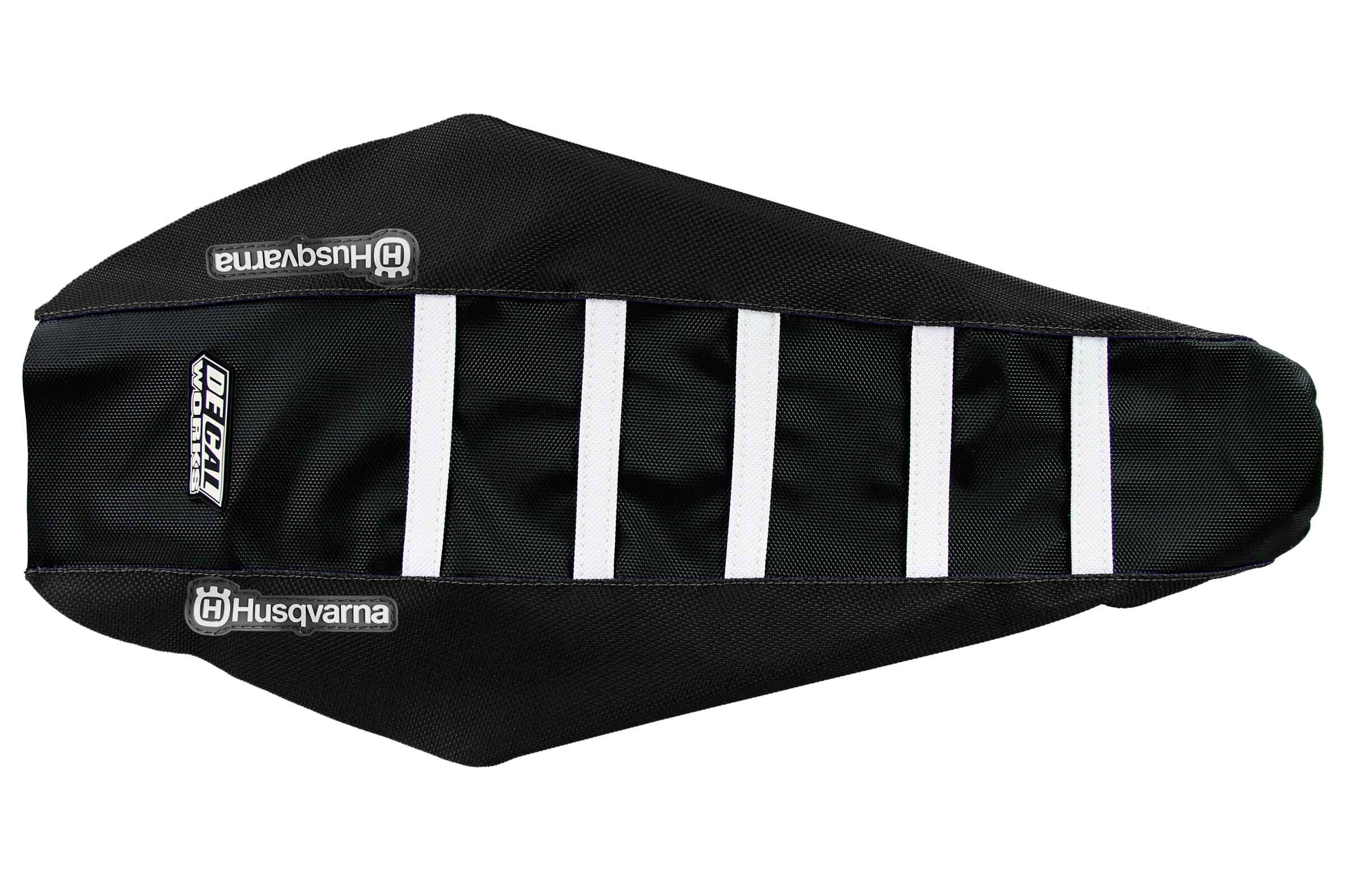 Black, White Gripper Seat Cover 22-27 FE,FX,TC,TE