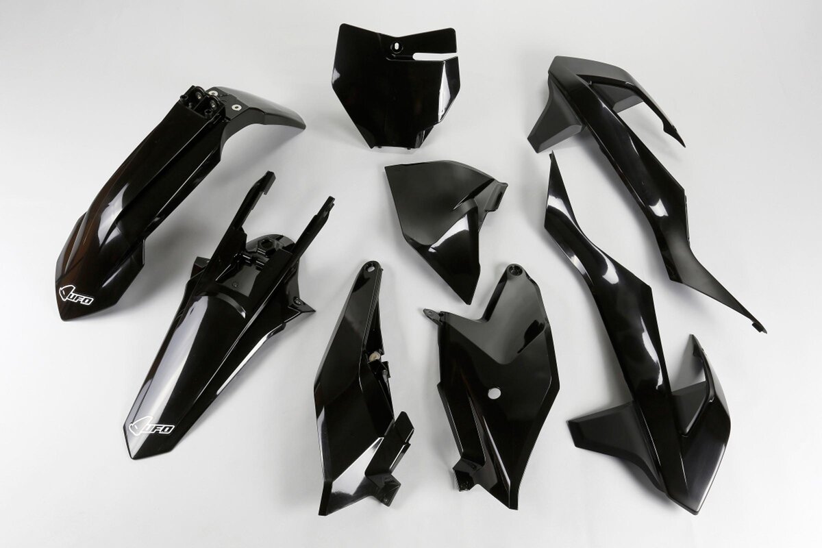 UFO Ceramic White Plastic Kit fits 18-24 SX85