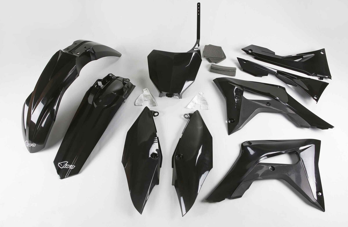 ufo-black-plastic-kit-for-