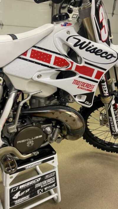 Think It. Create It. series from DeCal Works Yamaha YZ250 white dirt bike decals with Officially Licensed Wiseco Logos