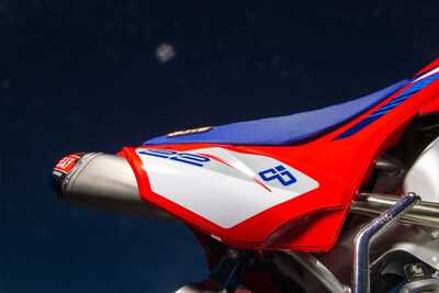 Dubya's Trick Build Honda CRF110 Factory Works Dirt Bike with coated front fork tubes 