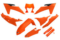 UFO Orange with Forks